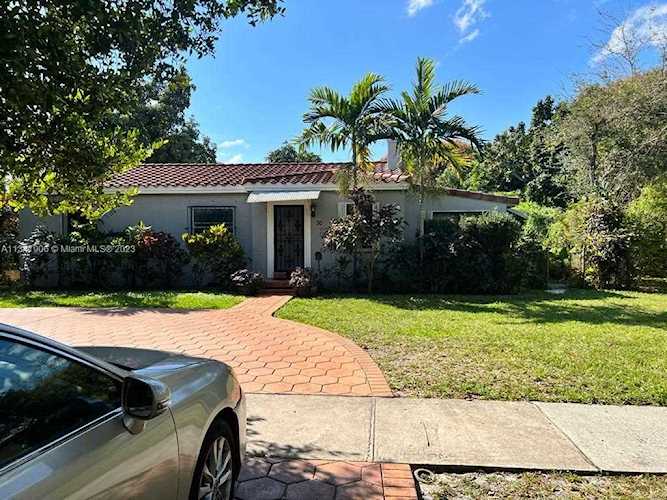 30 NW 110th St Miami Shores, FL 33168