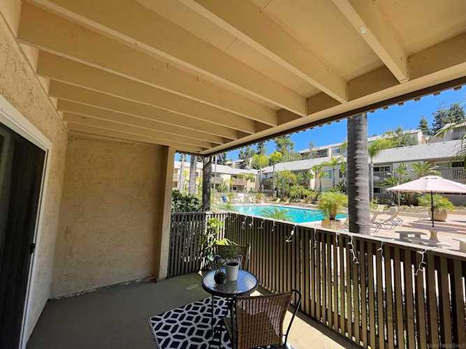 8529 Villa La Jolla Dr #J La Jolla, CA 92037