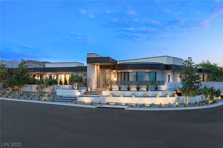 42 Crested Cloud Way Las Vegas, NV 89135