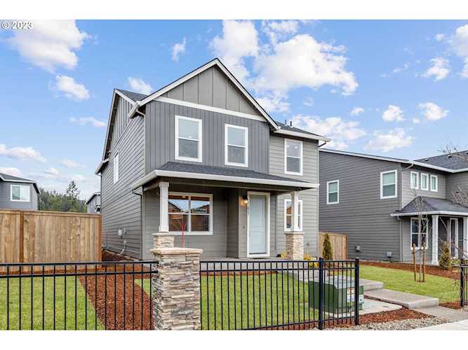 16729 SE Pleasant Valley PKWY #236 Happy Valley, OR 97086