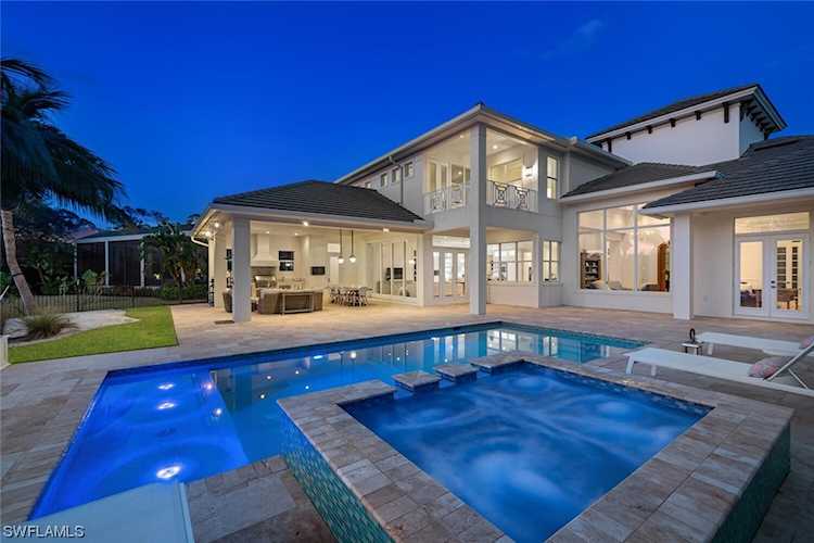 28028 Castellano Way Naples, FL 34110