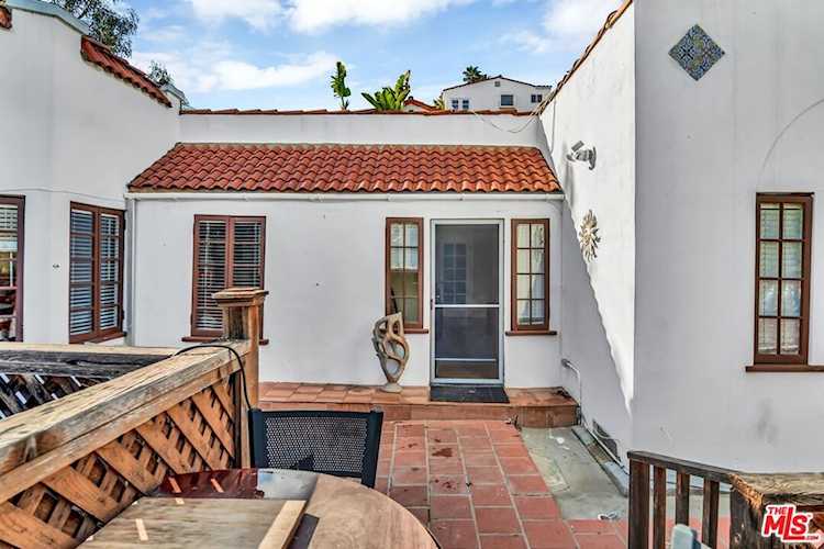 6836 Alta Loma Terrace Los Angeles, CA 90068