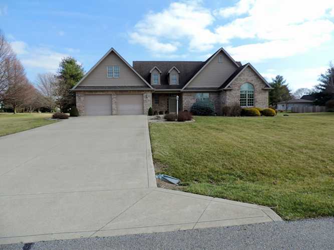 6180 Red Fox Rd Pendleton, IN 46064 | MLS 21907793 Photo 1