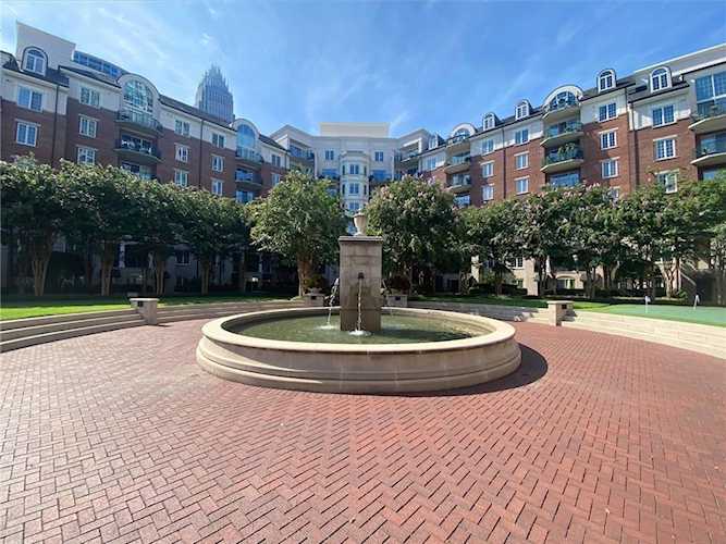300 5th St Charlotte, NC 28202