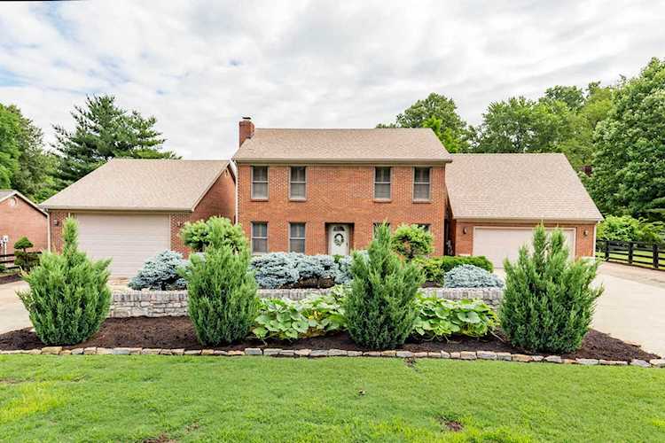 220 W Higgins St Midway, KY 40347