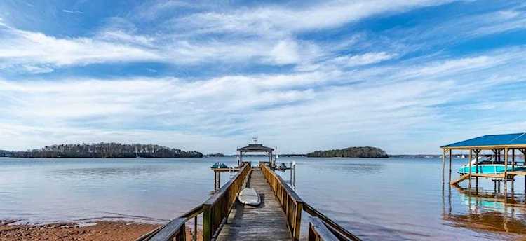 20405 Staghorn Ct Cornelius NC 28031 | MLS #3936730 | Hendrix Properties Photo 1