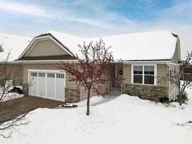 10754 Lyndale Bluffs Trail Bloomington, MN 55420