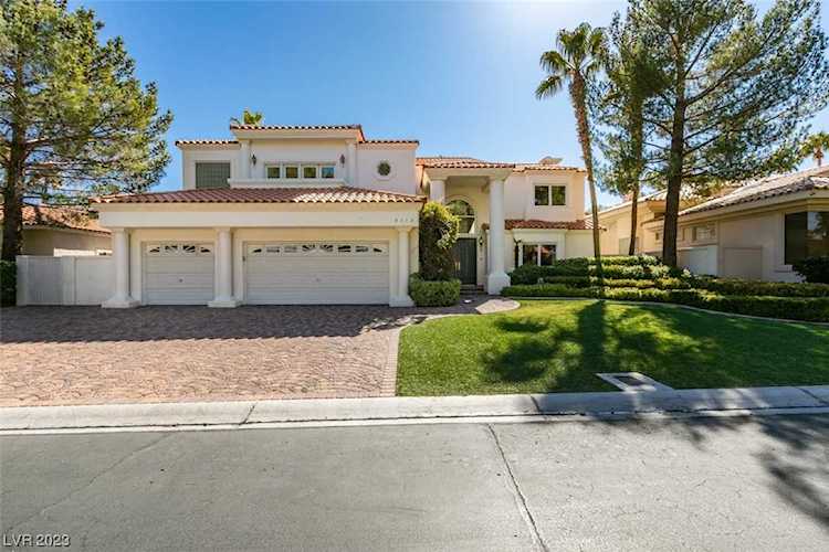 8613 Robinson Ridge Dr Las Vegas, NV 89117