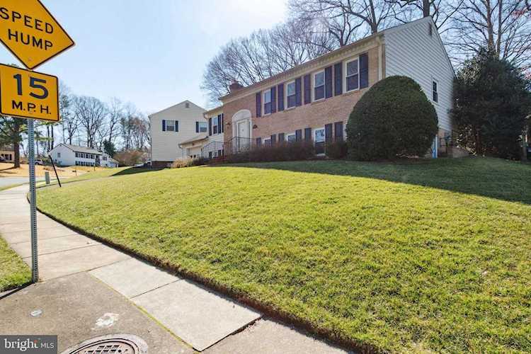 10825 Broadwater Dr Fairfax, VA 22032 | MLS VAFX2113968 Photo 1