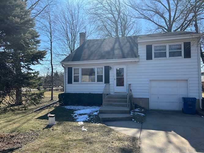 PHOTOS & DETAILS: 284 E Jefferson St, Bensenville, IL 60106 For Sale - MLS #11726956 - Photos, Virtual Tour, School Info - Real Estate Listing Info Photo 1