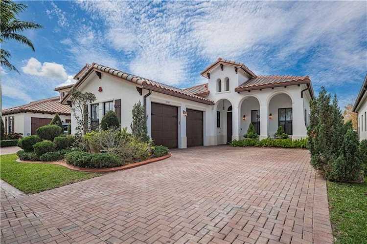 3190 NW 84th Wy Cooper City, FL 33024
