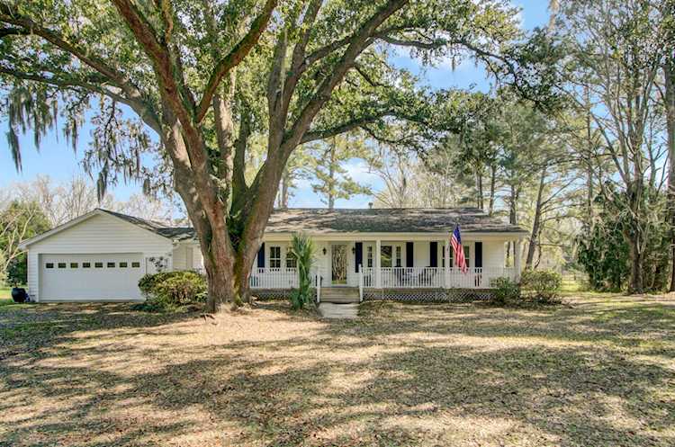 5010 Storage Rd Meggett, SC 29449