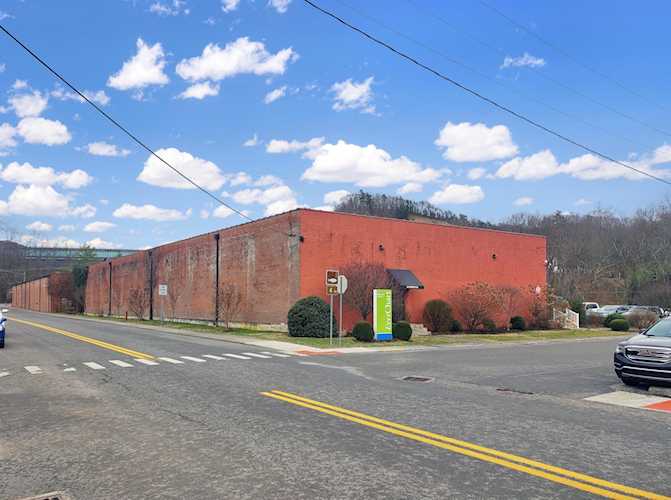 362 Mountain Ave White Sulphur Springs, WV 24986