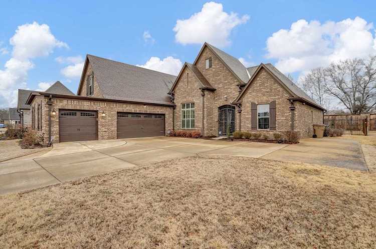 9662 Grays Meadow Dr Cordova, TN 38018