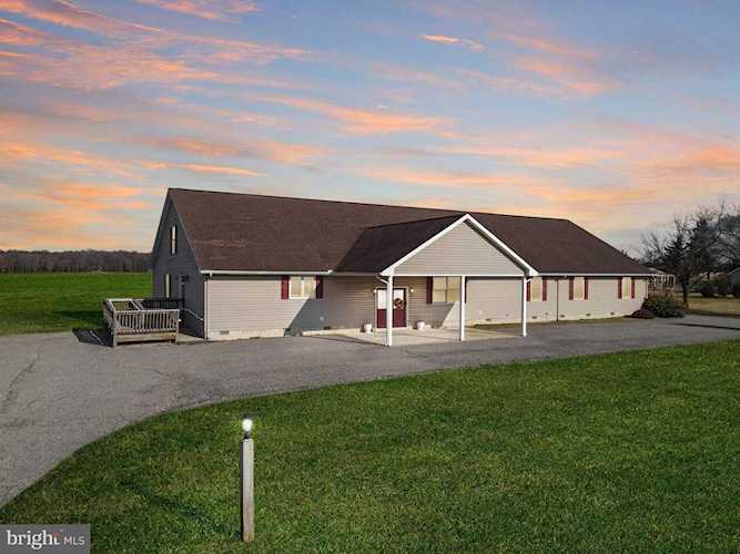 10017 Beach Hwy Greenwood, DE 19950