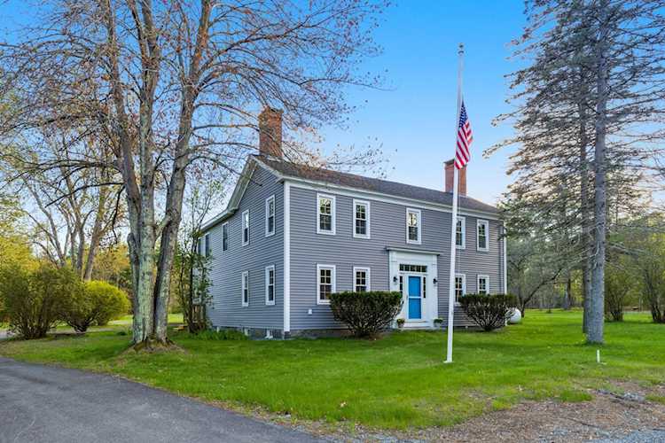 60 Middle Rd Brentwood, NH 03833