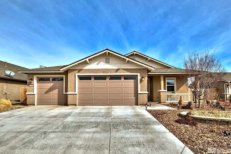 1212 Lasso Ln Gardnerville, NV 89410