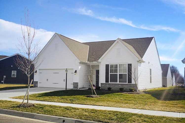228 Woodland Sky Drive Pataskala, OH 43062