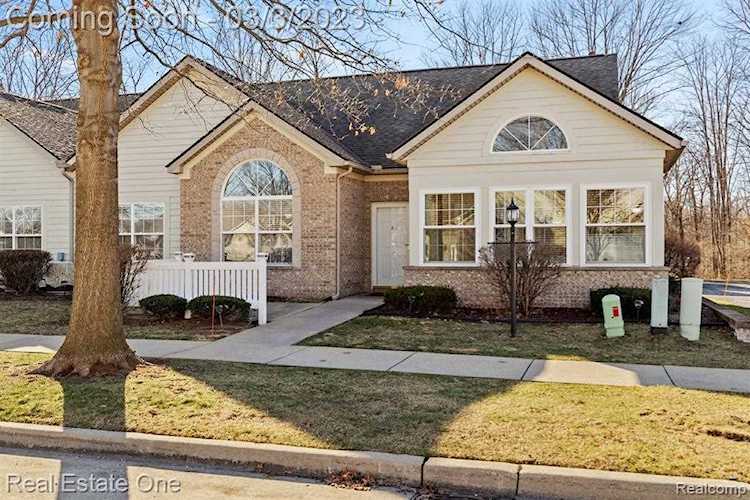1149 Abbey Ct Westland, MI 48185 condo for sale, MLS#20230013972 | Dwellings Michigan Real Estate Photo 1