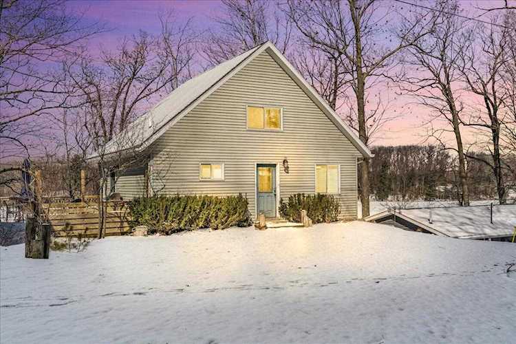 6120 Keeney Rd Six Lakes, MI 48886 | MLS 23005799 Photo 1