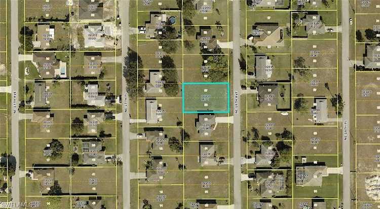 1914 NE 18th Ave Cape Coral, FL 33909 | MLS 223016204 Photo 1