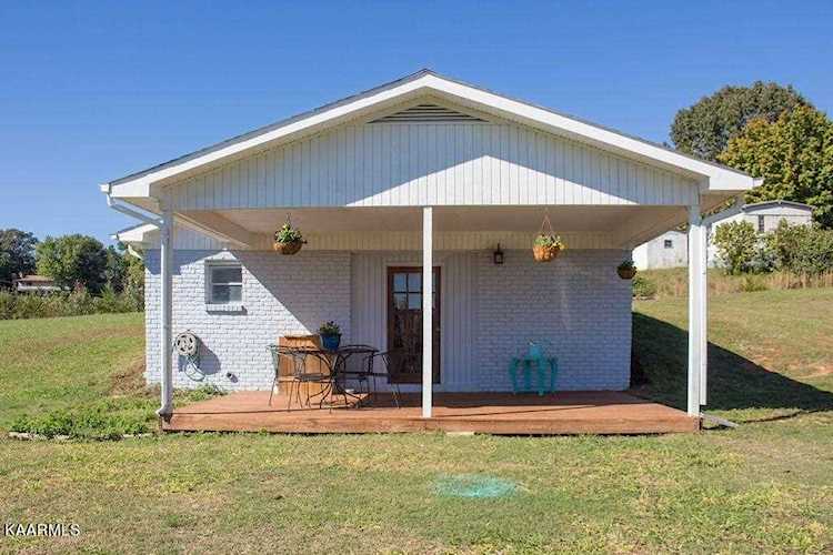 3843 Catewright Rd Kodak, TN 37764