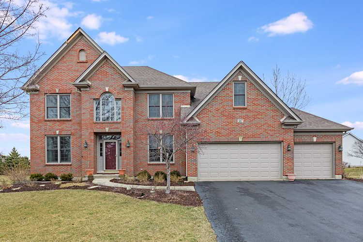 507 Pottawatomie Trl Batavia, IL 60510