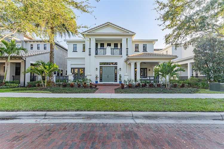 4904 Yacht Club Dr Tampa, FL 33616 | MLS T3430054 Photo 1