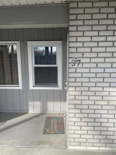 3433 Hillside Dr #37 Royal Oak, MI 48073
