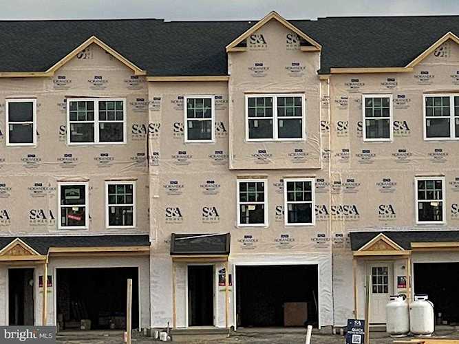 117 Dolomite Dr Port Matilda, PA 16870