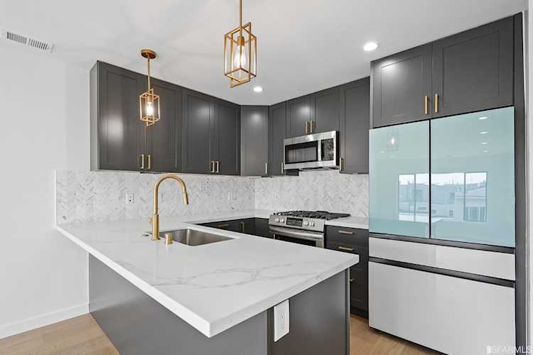 2242 Judah Street San Francisco, CA 94122