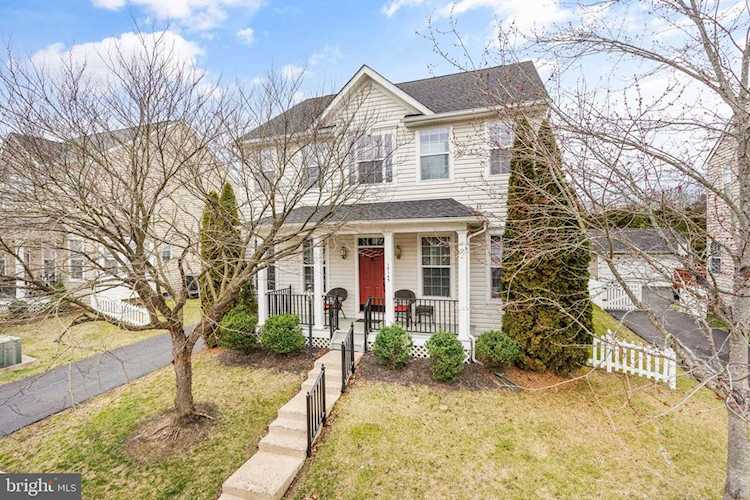 10143 Broadsword Dr Bristow, VA 20136 | MLS VAPW2045572 Photo 1