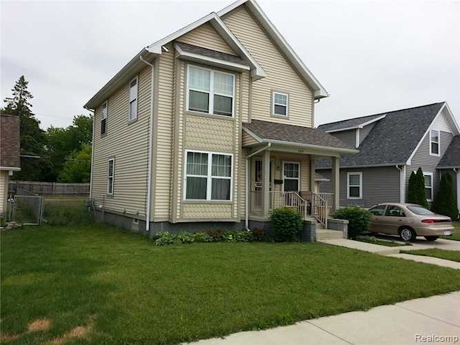 4814 Wayburn St Detroit, MI 48224