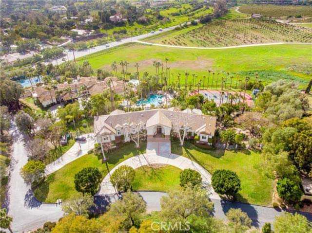 17698 Vista Rancho Court Rancho Santa Fe, CA 92067