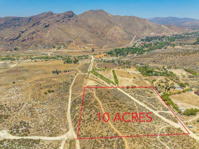 Falcon Glen Rd Vic Heffn Road Acton, CA 93510