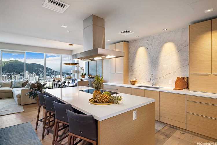 888 Kapiolani Boulevard #PH 4501 Honolulu, HI 96813