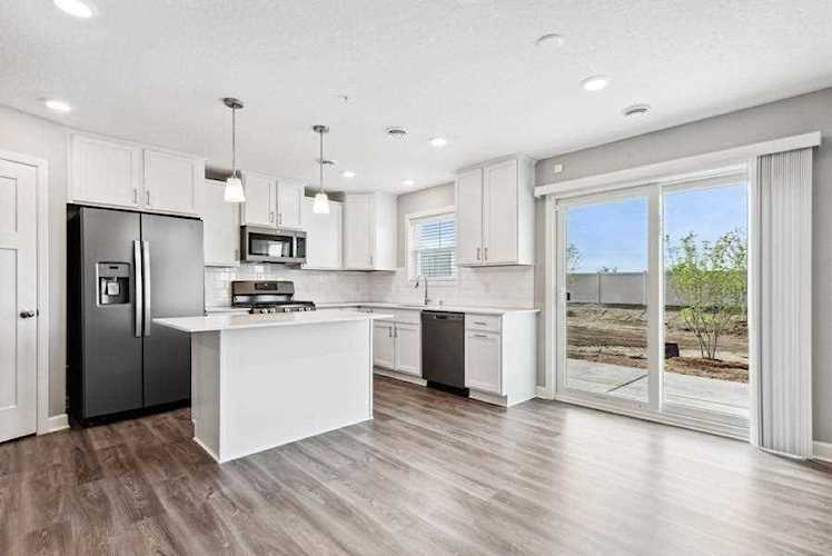 2173 Island Court Lino Lakes, MN 55038