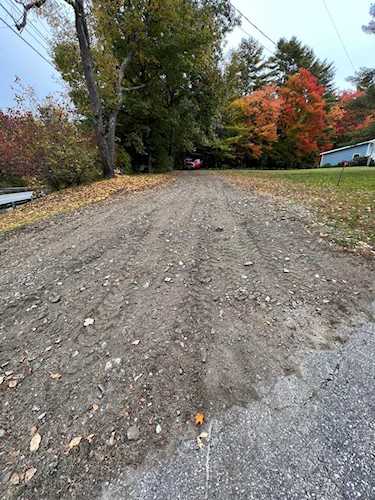204 Pleasant St Mechanic Falls, ME 04256