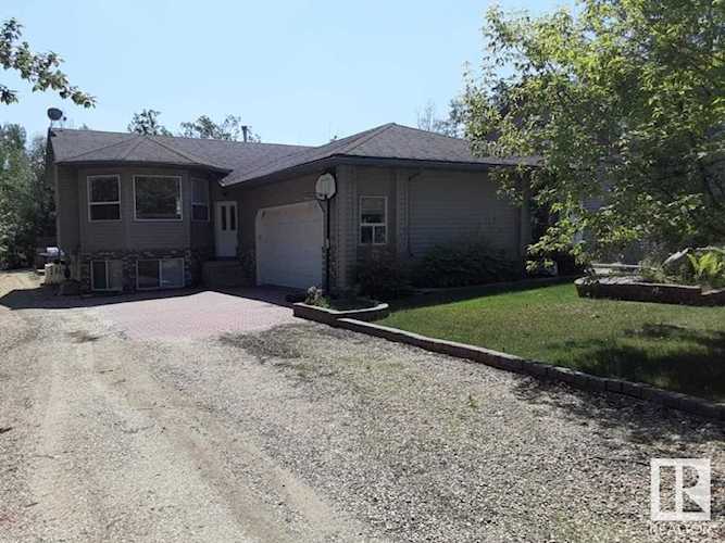 5101 4 Street Rural Lac Ste. Anne County, AB T0E 1V0