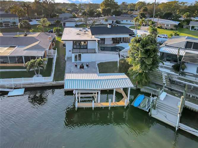 3914 Mckay Creek Dr Largo, FL 33770