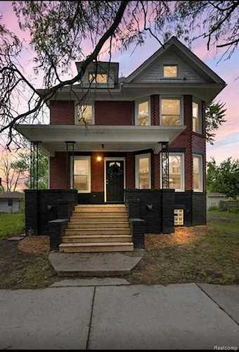 1747 Canton St Detroit, MI 48207