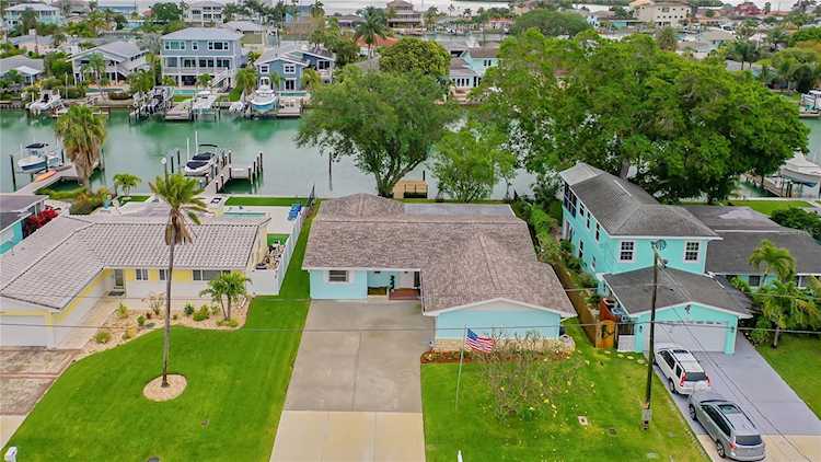 529 Crystal Dr Madeira Beach, FL 33708