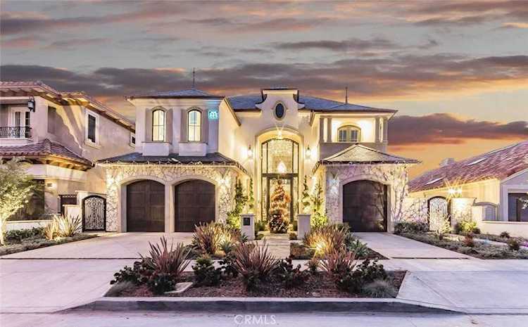 16541 Channel Ln Huntington Beach, CA 92649