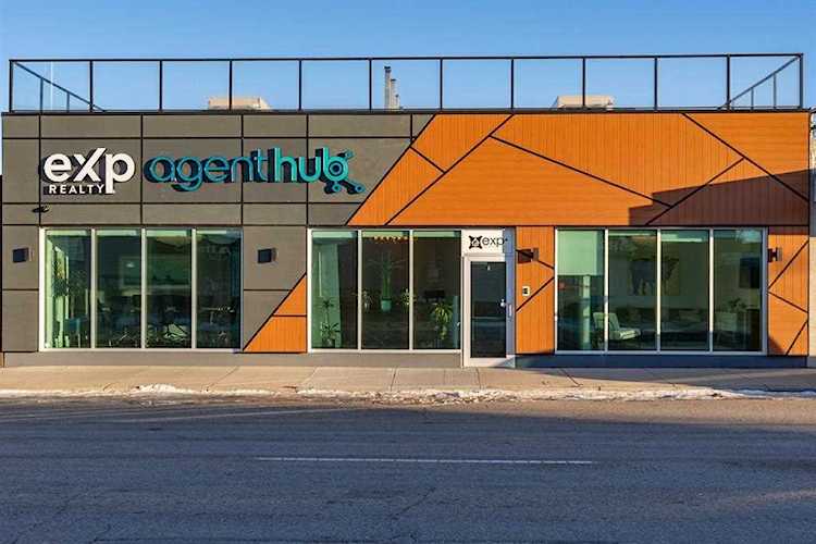 907 S 3 Ave Lethbridge, AB T1J 0J1