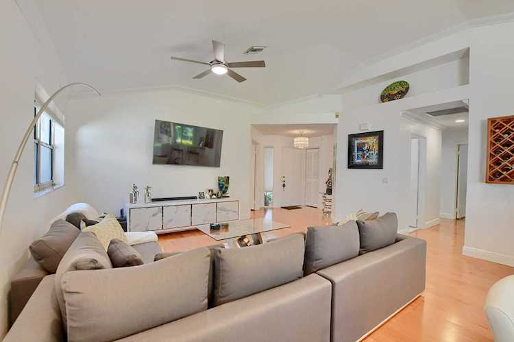 2061 NW 52nd Street Boca Raton, FL 33496