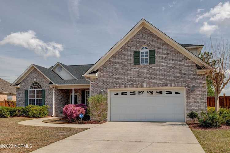 1013 Meadowgrass Lane Leland, NC 28451