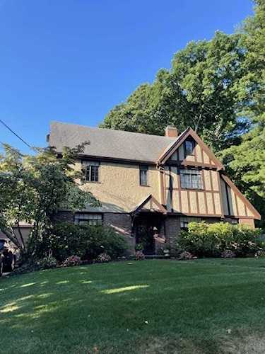 168 Harris Needham, MA 02492