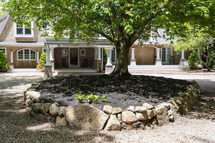 904 W Falmouth Highway Falmouth, MA 02540