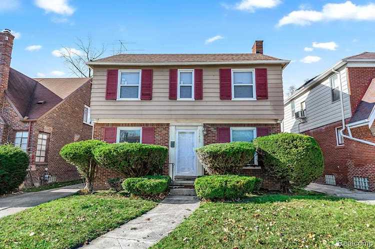 16869 Glastonbury Rd Detroit, MI 48219 | MLS 20221060229 Photo 1