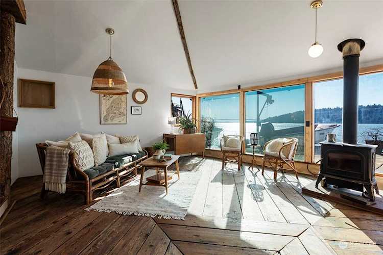 62 N Salmon Beach WA 98407 MLS® 2040657